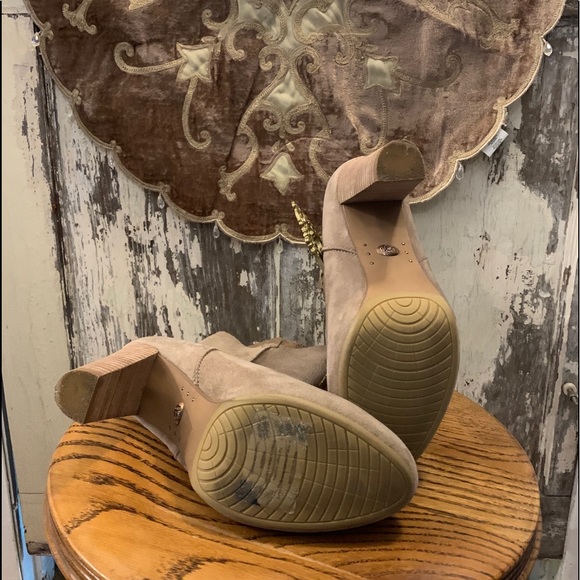 UGG Australia Athena Platform Bootie in Caramel - Picture 7 of 14